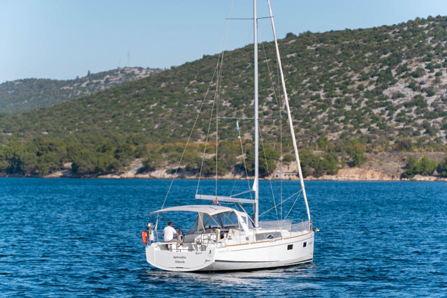 Oceanis 38 - 3 cab. Aphrodite 